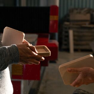 ATELIER MENUISERIE - Machines et outils