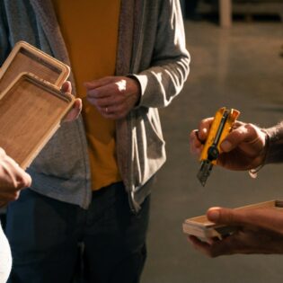 ATELIER MENUISERIE - Assemblages et collages